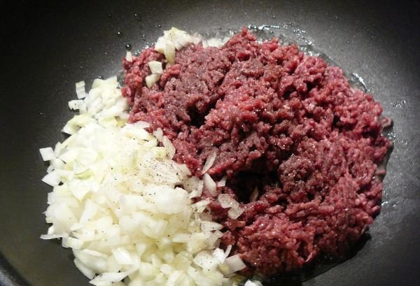 Блинчики с мясом — 9 самых вкусных рецептов фаршированных блинов этап 19