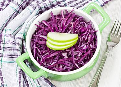 13 рецептов салатов с красной капустой: как смягчить, и с чем скомбинировать
