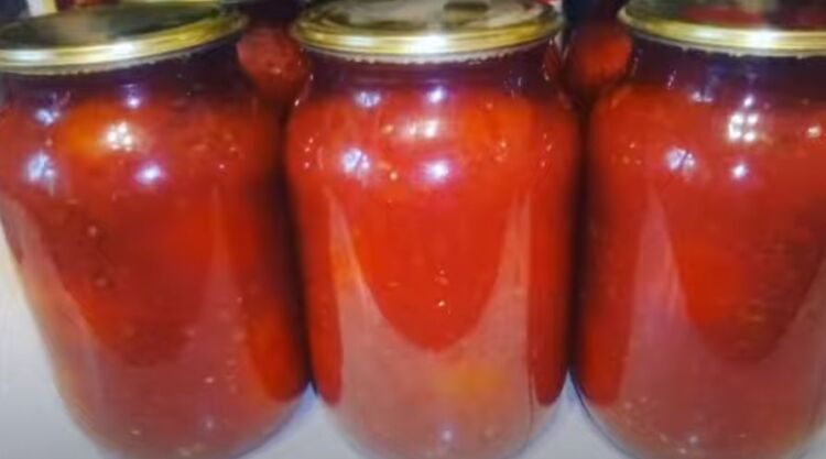 Обалденный рецепт помидоров в томатном соусе на зиму