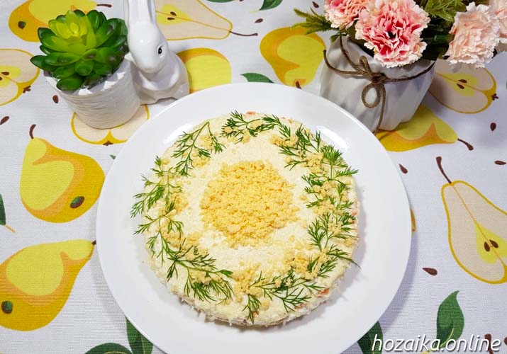 салат Мимоза с горбушей и сыром