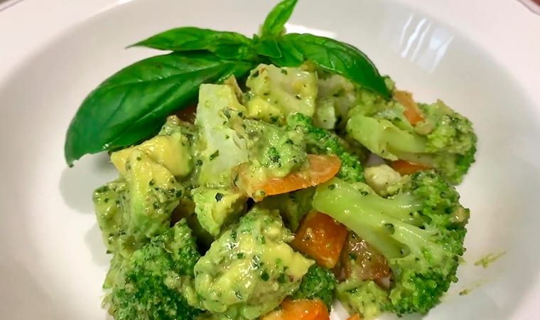 Рецепт с авокадо и брокколи
