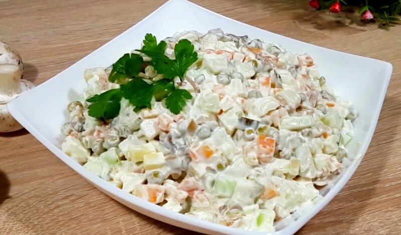 Салат Оливье — 14 классических рецептов очень вкусного салата